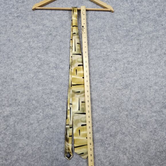 Jerry J. Garcia Necktie Gold /w Black Streaks 4"x62" 100% Silk VERY FAINT SPOTS - Picture 9 of 12